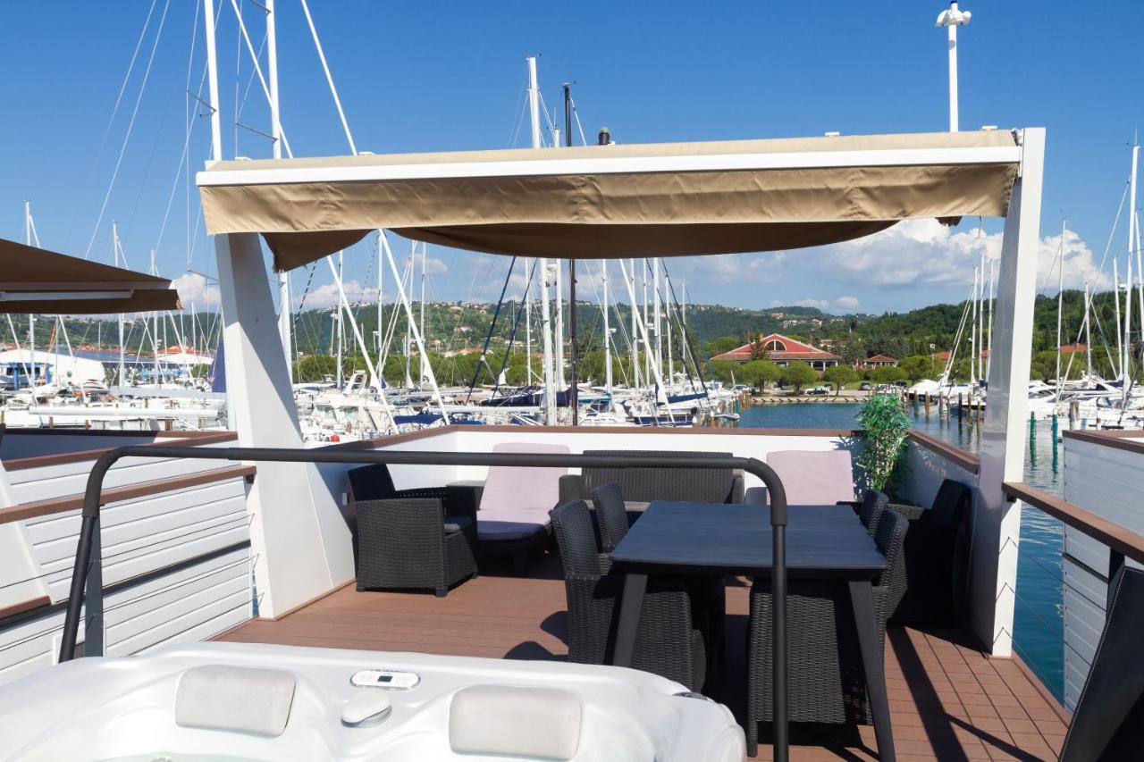 Appartement Bamboo Floating House Portorož Extérieur photo